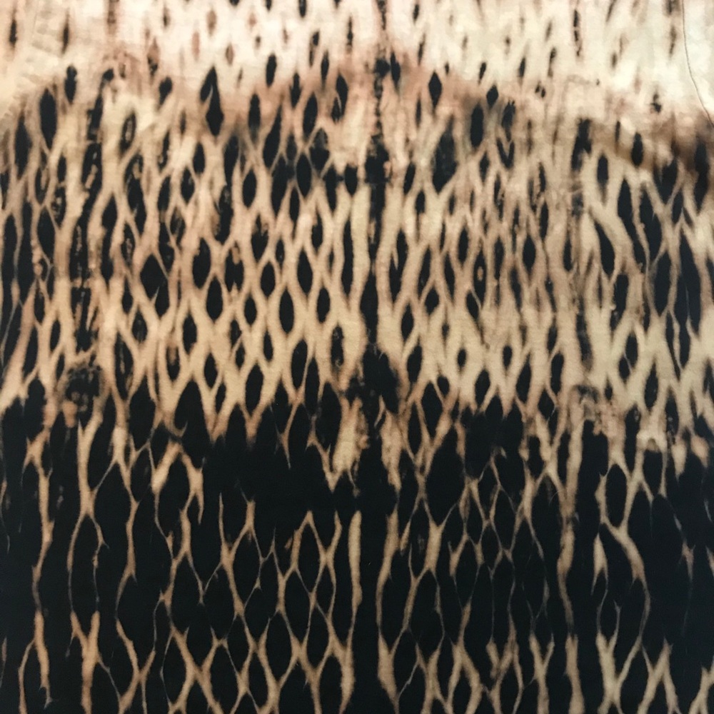 Nwot Custom Made Reverse Bleach Tie Dye T Shirt S… - image 4